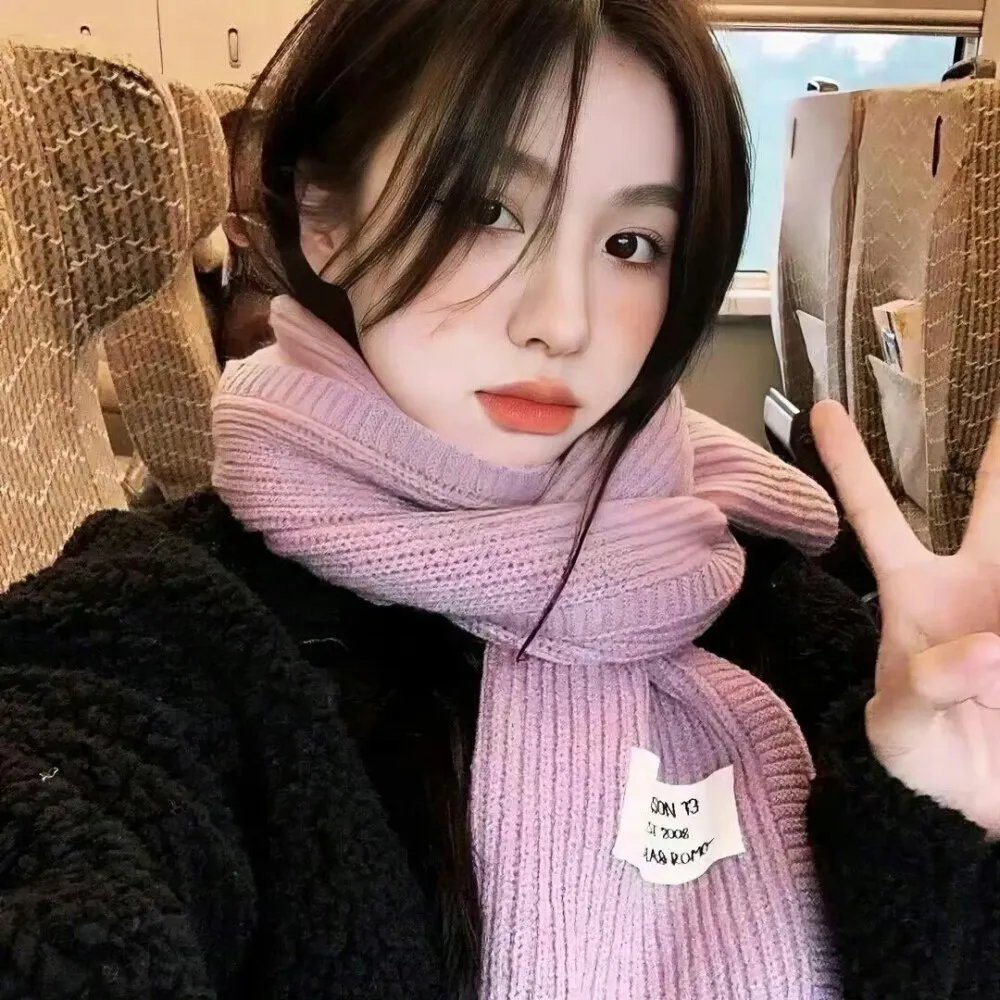 不时用俄语小声说真心话的邻桌艾莉同学